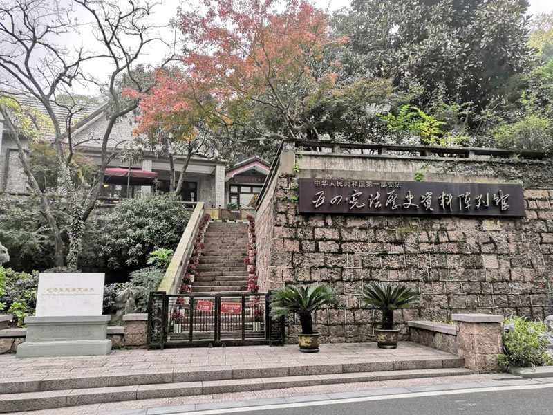 紅色之旅念黨恩 鄉(xiāng)村研學促發(fā)展 紅色之旅念黨恩 鄉(xiāng)村研學促發(fā)展